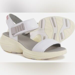 NIB Sorel Explorer Blitz Stride Sandal in White, Bolt Mint